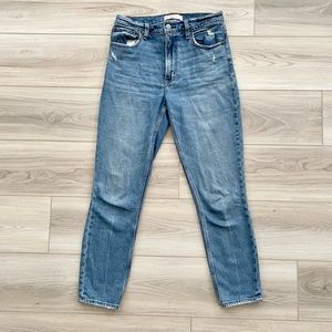 Abercrombie & Fitch The Skinny High Rise size 27 or 4